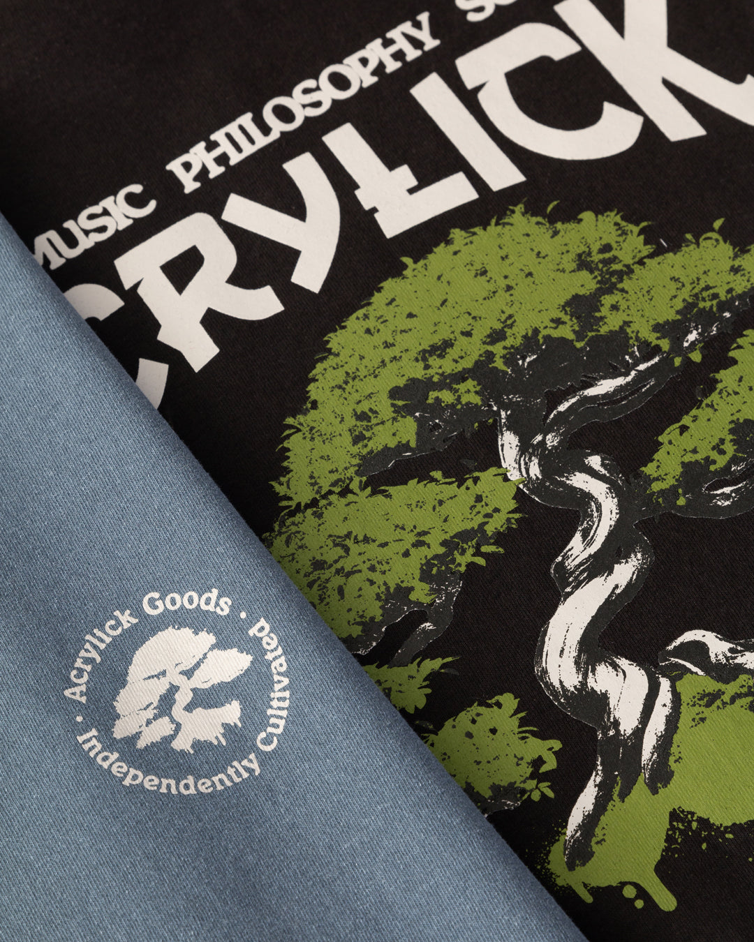 Illustration of a bonsai tree with spray paint drips over the roots, combining nature, street art, and independent creative growth.