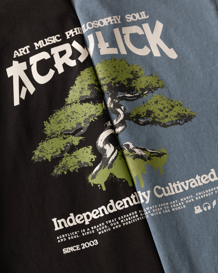 Illustration of a bonsai tree with spray paint drips over the roots, combining nature, street art, and independent creative growth.